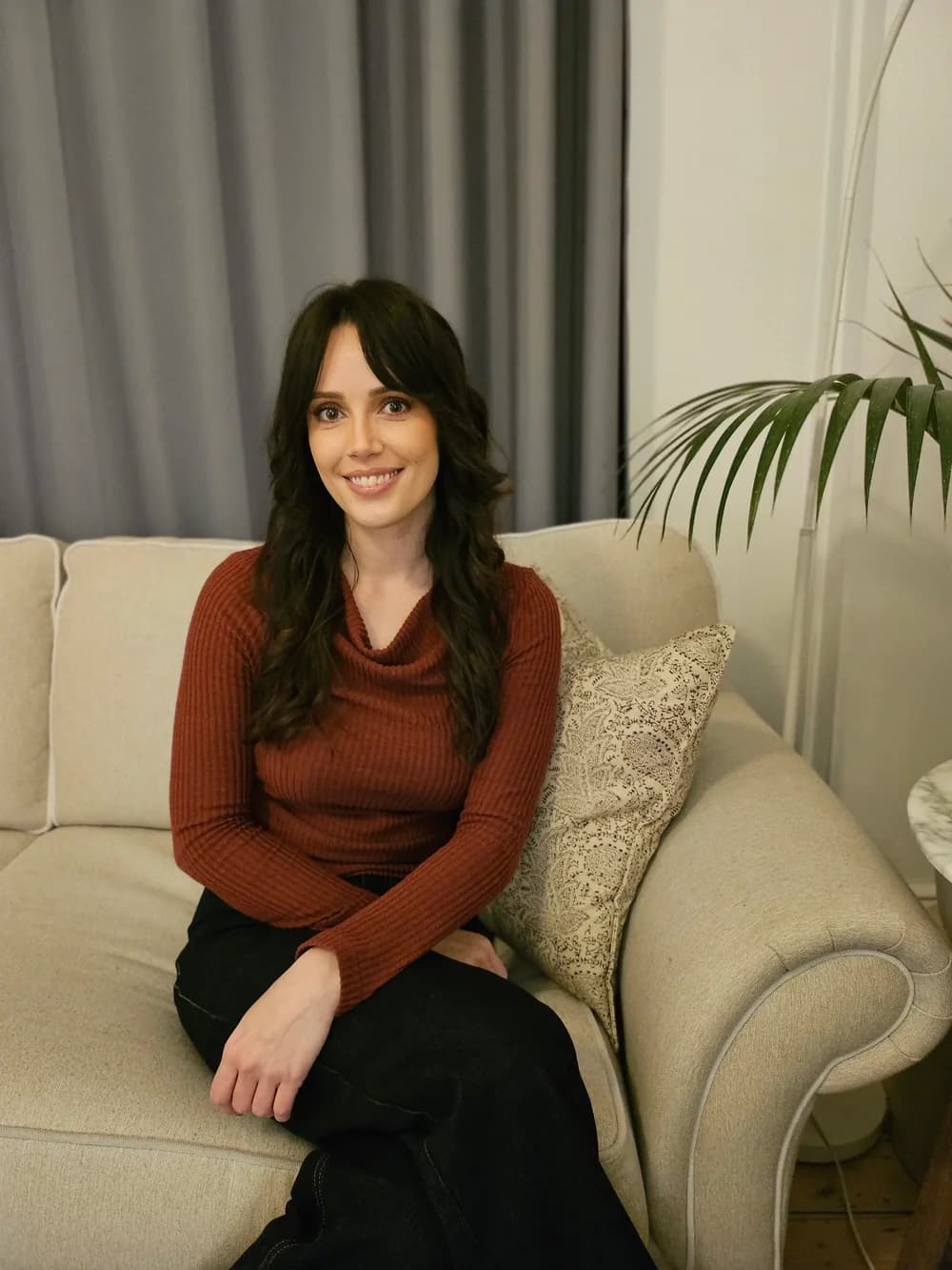 Claire Steenhuis, Dermal Clinician